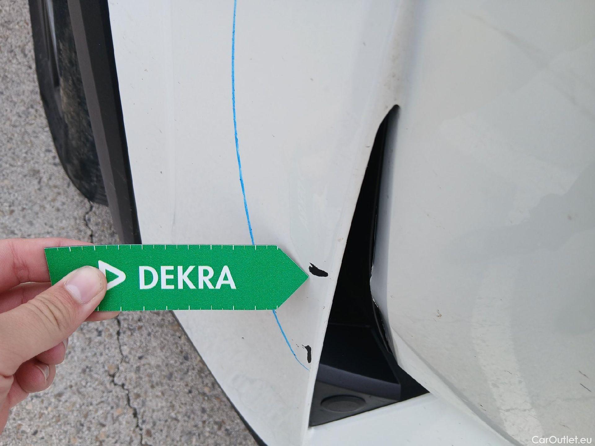  Nissan  Qashqai NISSAN  / 2021 / 5P / todoterreno DIG-T 116kW (158CV) mHEV Xtronic Acenta #5