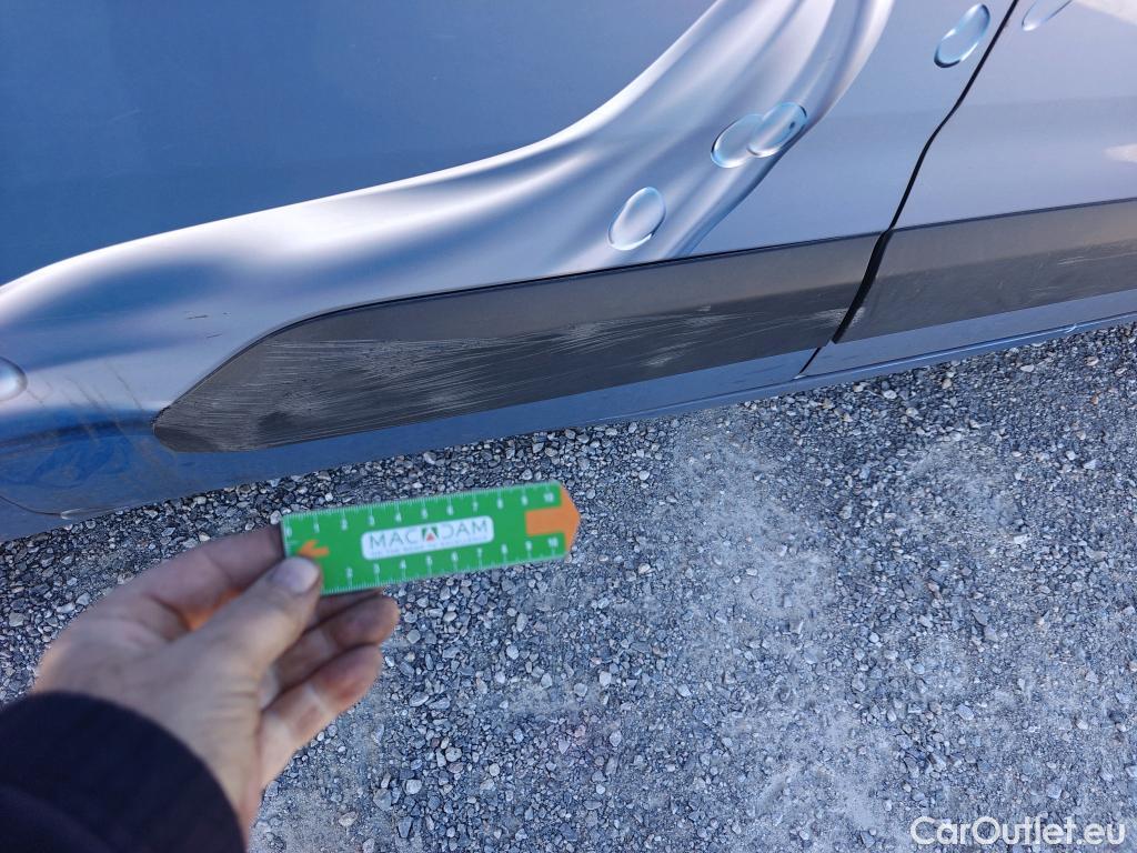  Peugeot  Partner PEUGEOT  / 2018 / 3P / furgón derivado de turismo Pro Standard 600kg BlueHDi 73kW #36