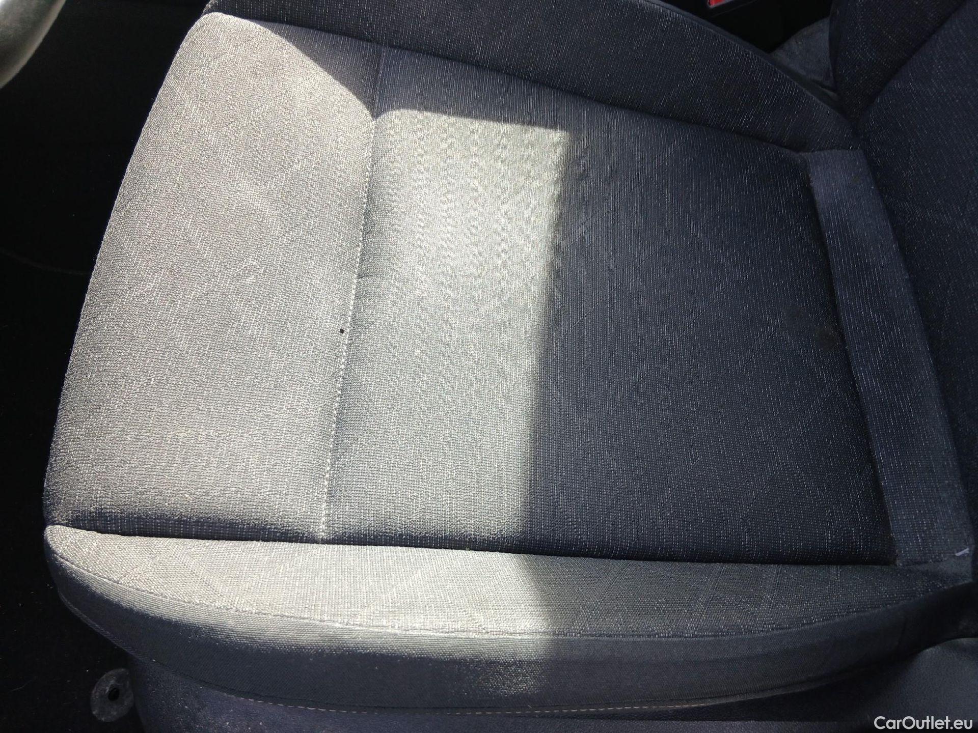  Volkswagen  Golf  VOLKSWAGEN / 2020 / 5P / familiar Life 2.0 TDI 85kW (115CV) Variant #5