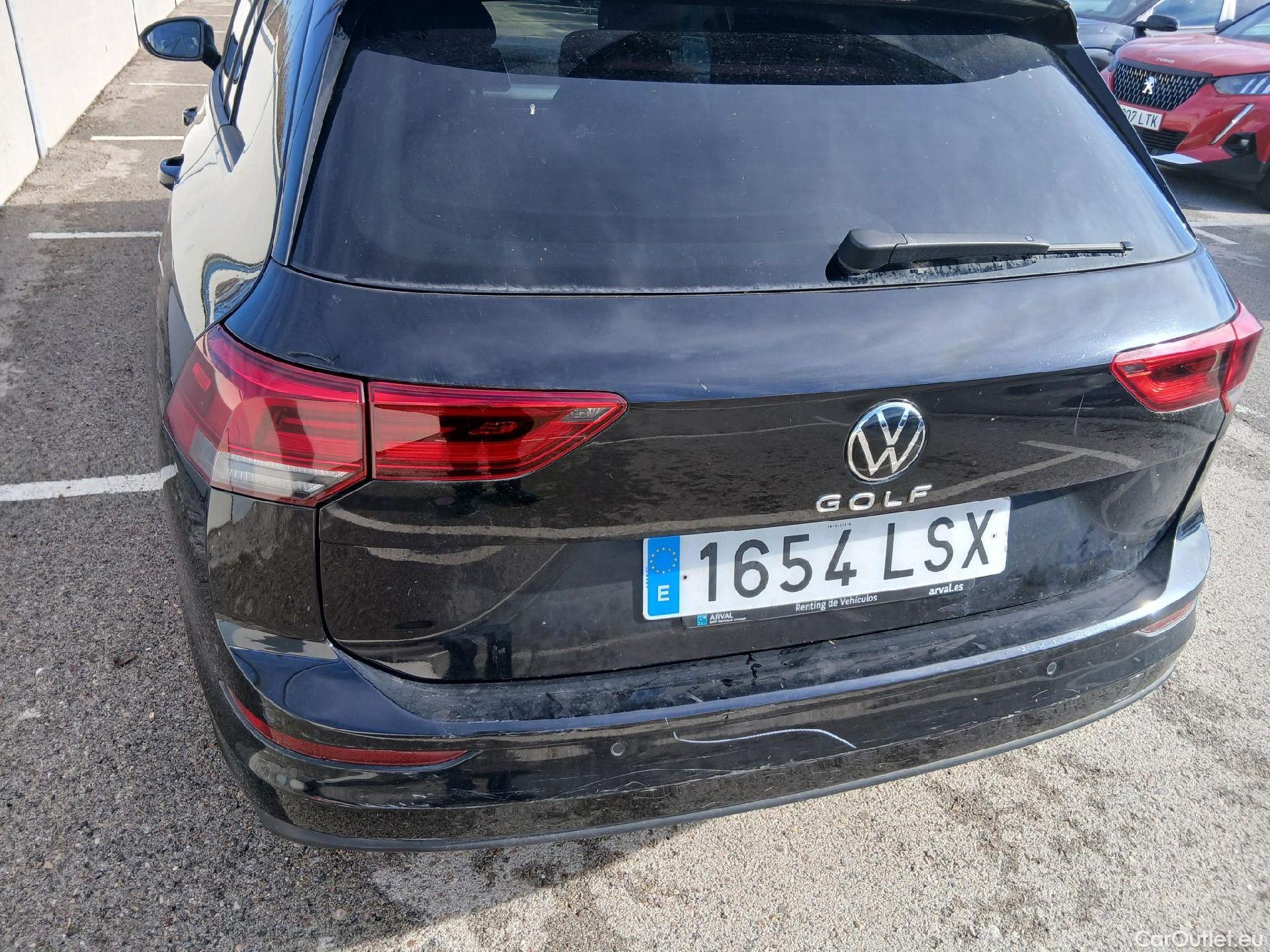  Volkswagen  Golf  VOLKSWAGEN / 2020 / 5P / familiar Life 2.0 TDI 85kW (115CV) Variant #23