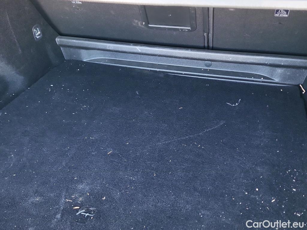  DS  DS7 DS DS 7 Crossback / 2017 / 5P / todoterreno BlueHDi DE 96kW (130CV) Auto. CHIC (AC) #12