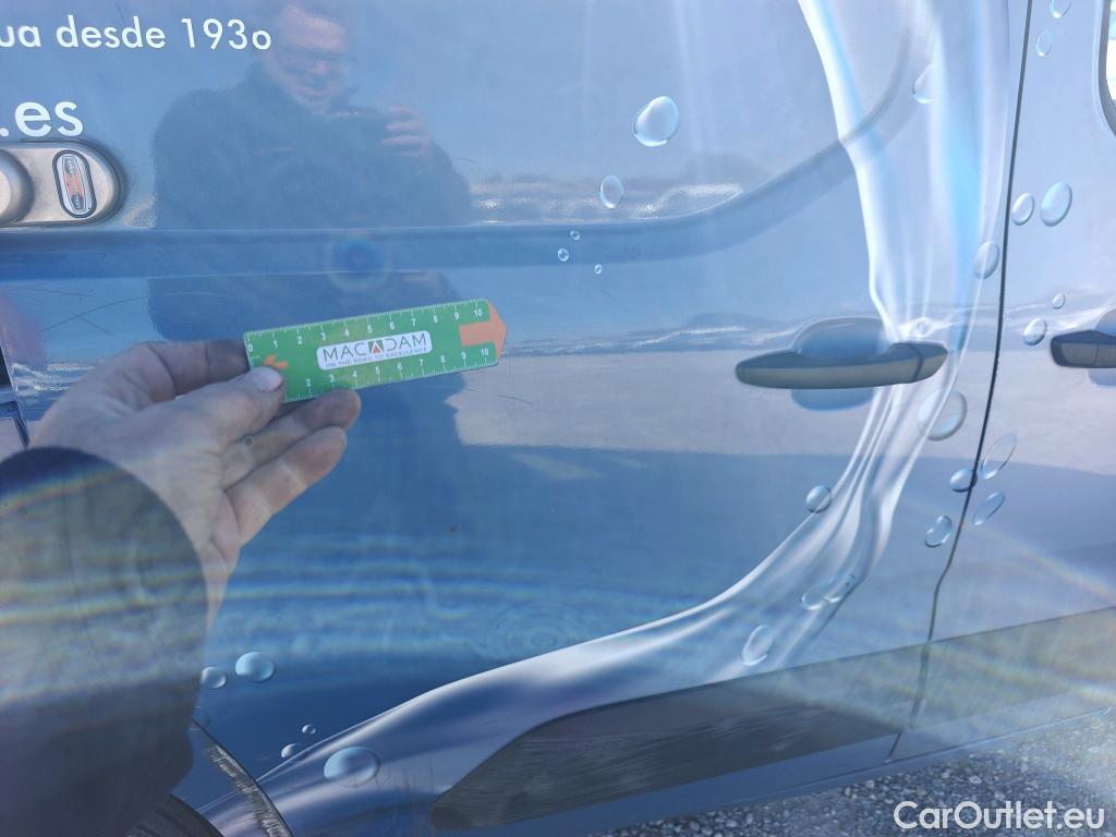  Peugeot  Partner PEUGEOT  / 2018 / 3P / furgón derivado de turismo Pro Standard 600kg BlueHDi 73kW #25