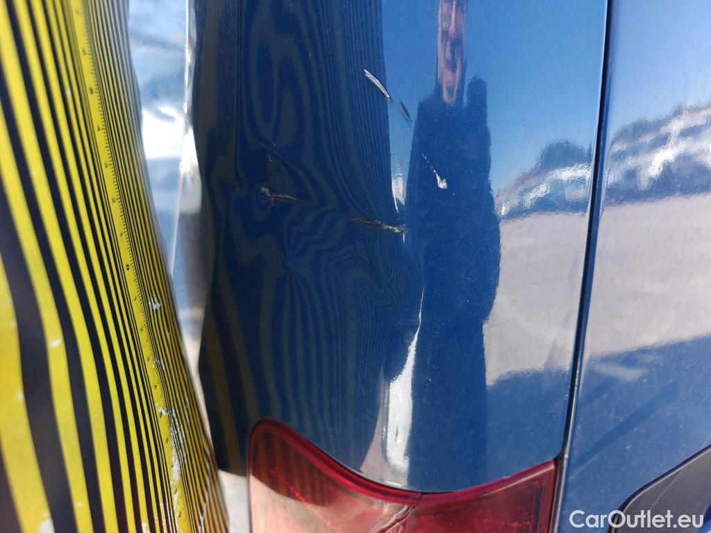  Peugeot  Partner PEUGEOT  / 2018 / 3P / furgón derivado de turismo Pro Standard 600kg BlueHDi 73kW #11