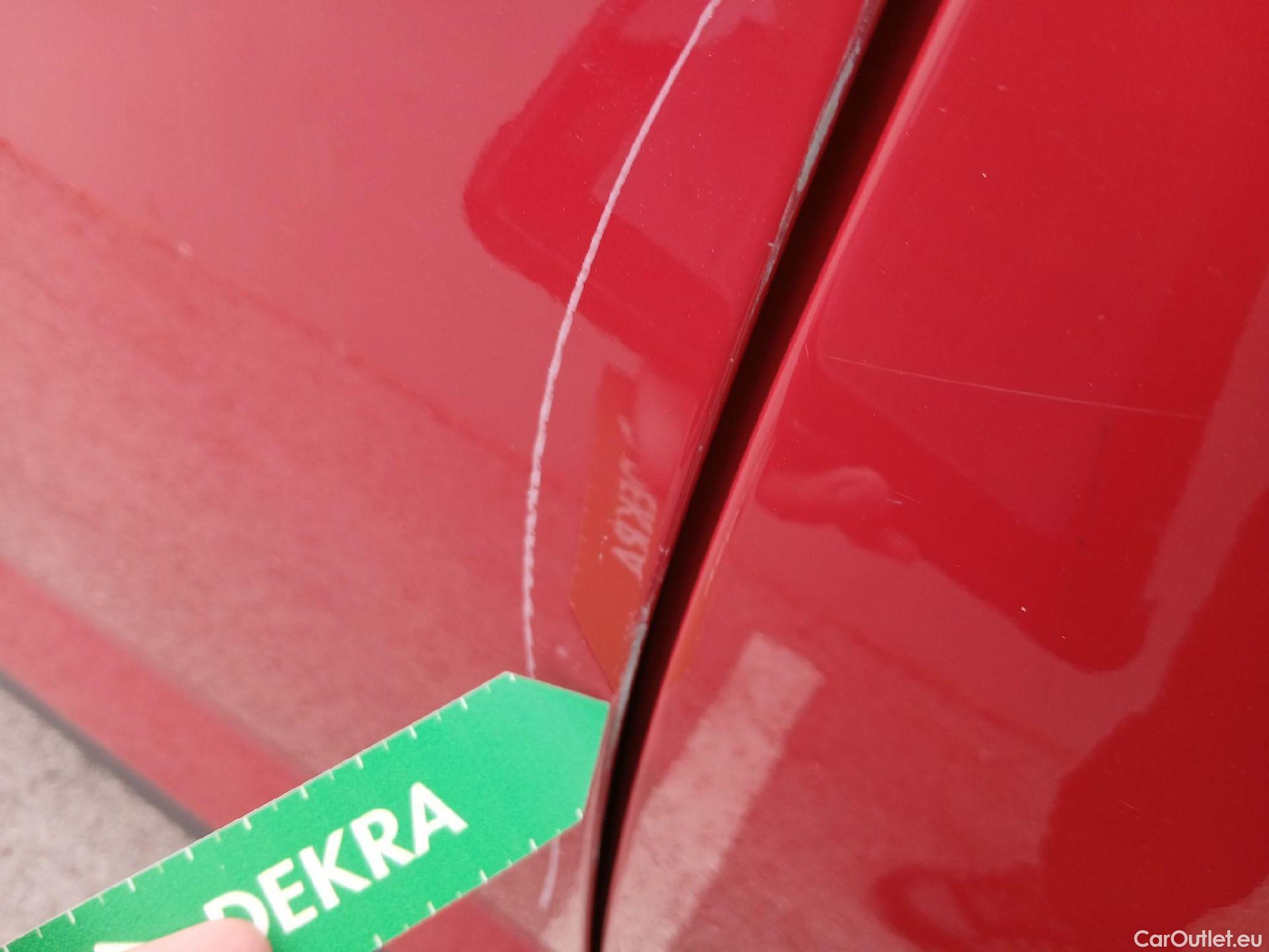  Nissan  Qashqai NISSAN  / 2021 / 5P / todoterreno DIG-T 116kW mHEV Xtronic Tekna #18