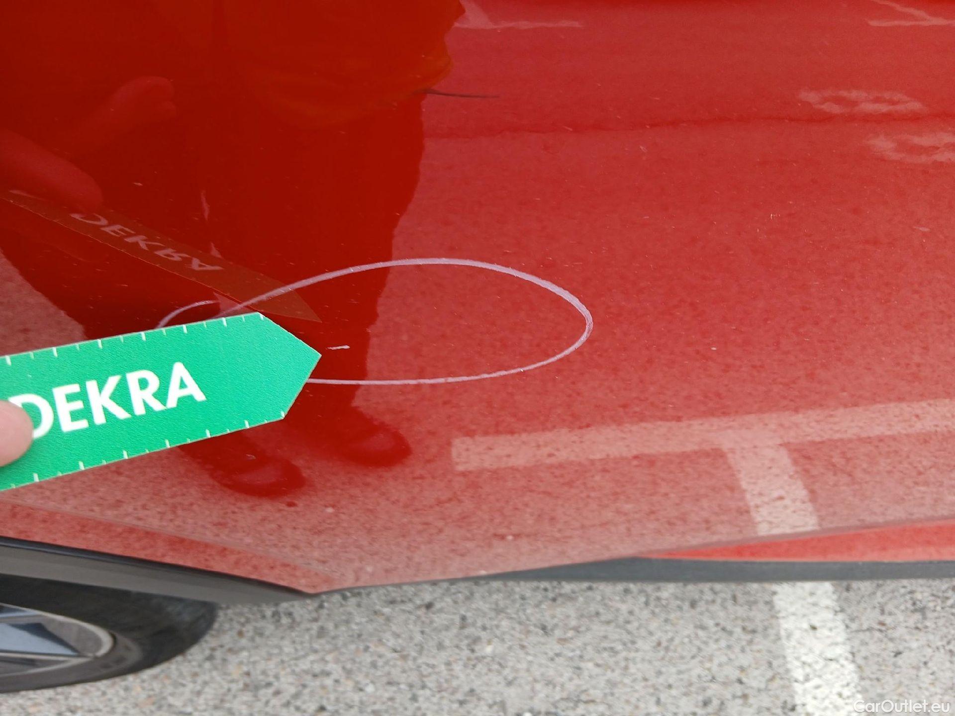  Nissan  Qashqai NISSAN  / 2021 / 5P / todoterreno DIG-T 116kW mHEV Xtronic Tekna #35