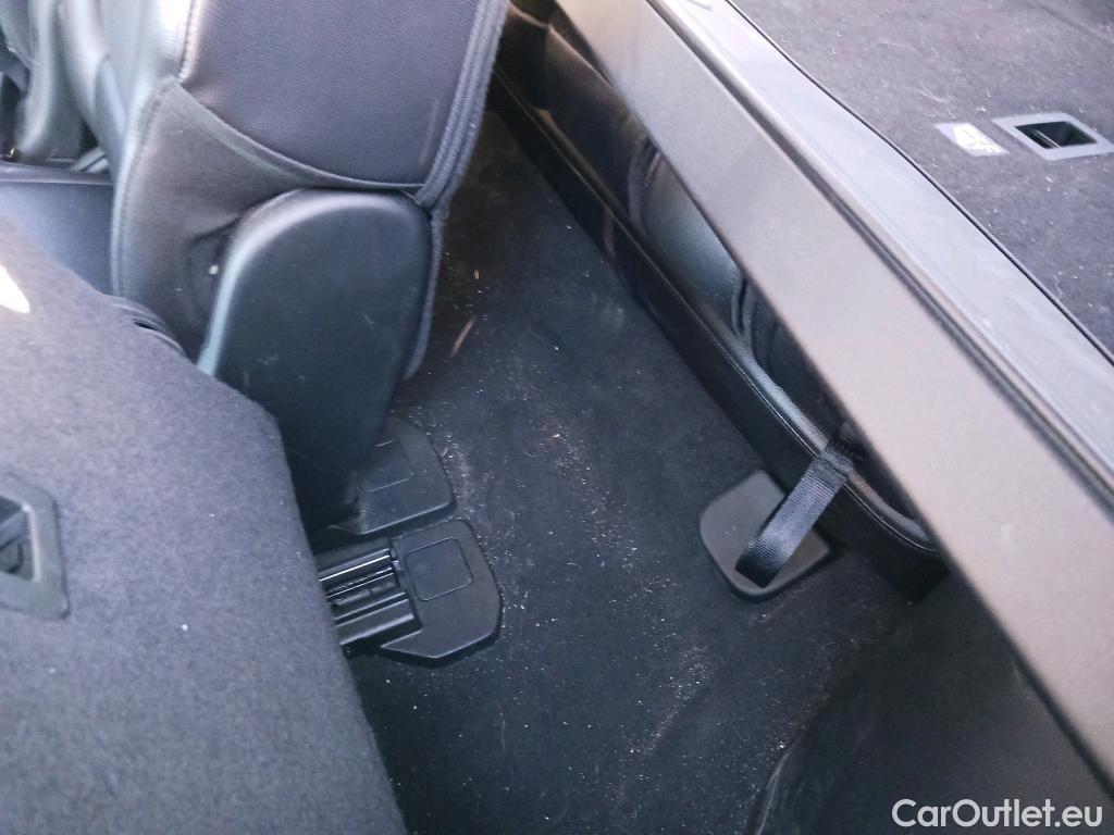  Ford  Explorer  ST-Line Plug-in-Hybrid 4x4 3.0 EcoBoost 455CV AT10 7 Plazas E6d #12