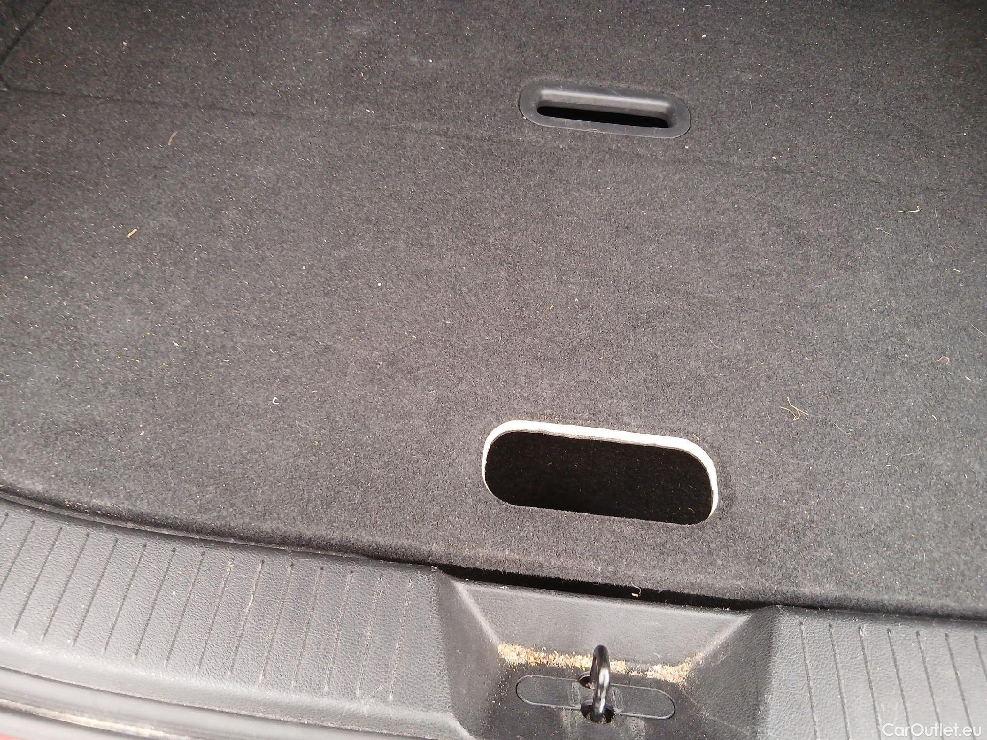  Nissan  Qashqai NISSAN  / 2021 / 5P / todoterreno DIG-T 116kW mHEV Xtronic Tekna #8