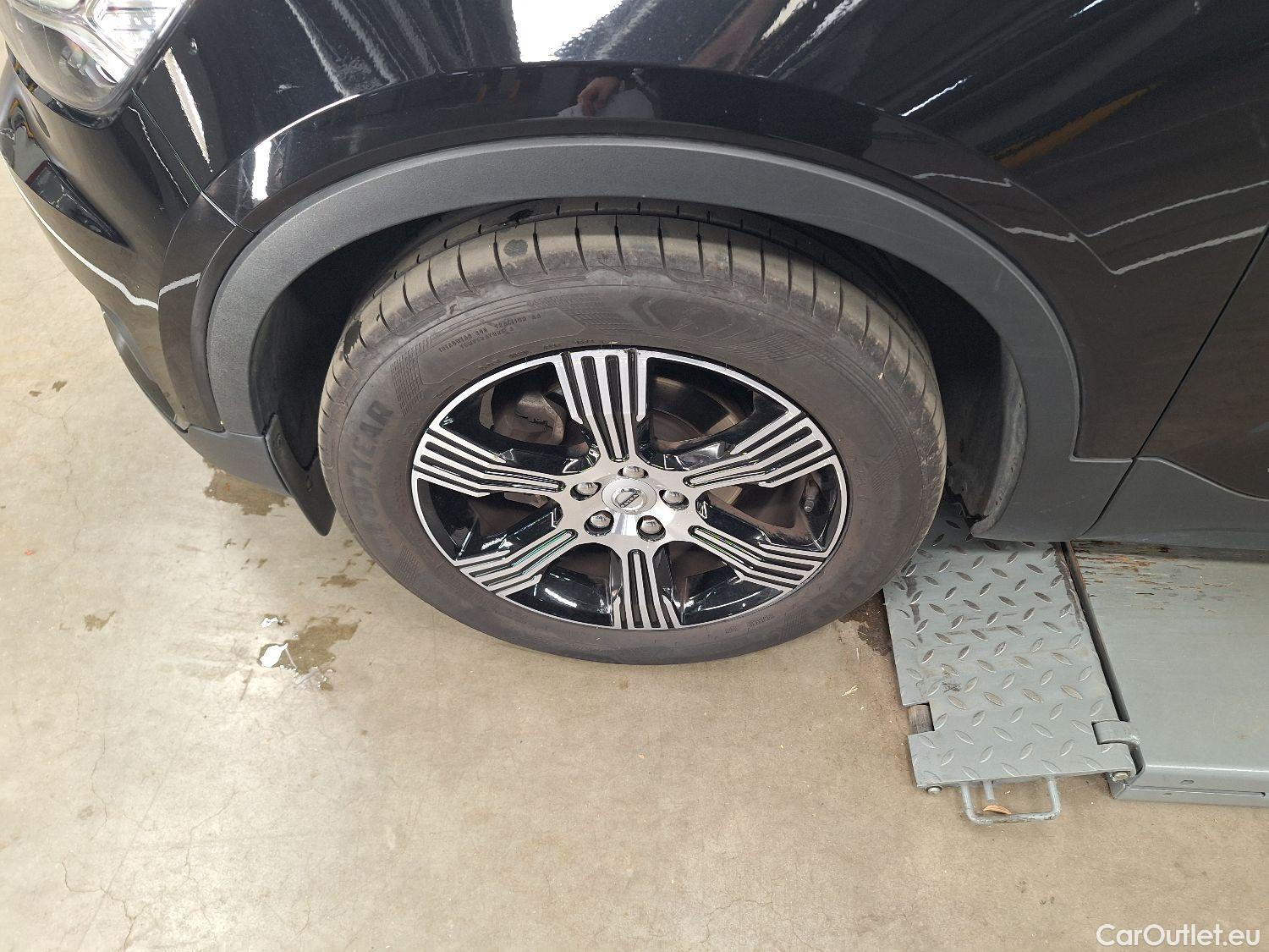  Volvo  XC 40 Volvo, XC40 '17, Volvo XC40 D3 Geartronic Inscription 5d #40