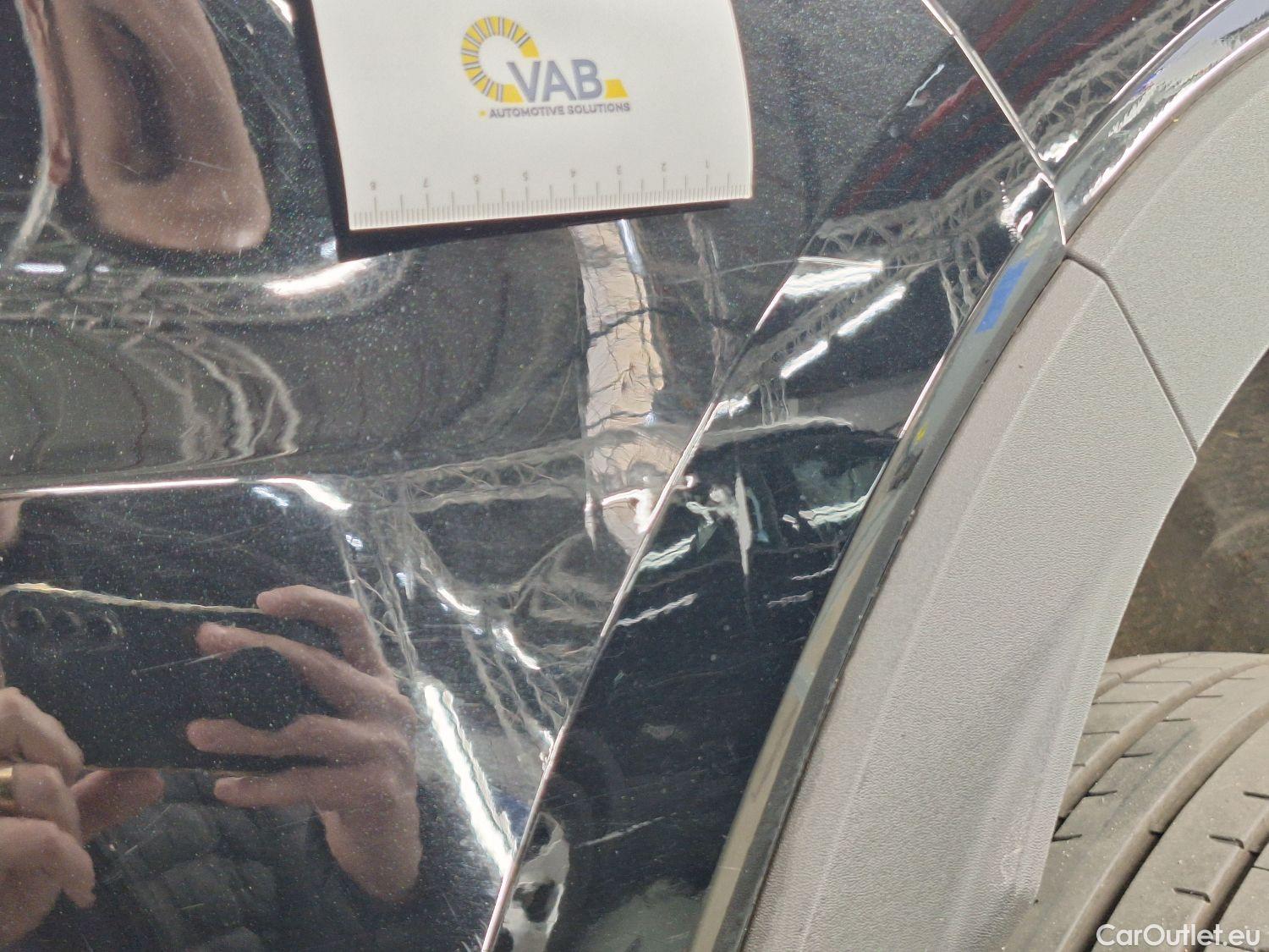  Volvo  XC 40 Volvo, XC40 '17, Volvo XC40 D3 Geartronic Inscription 5d #28