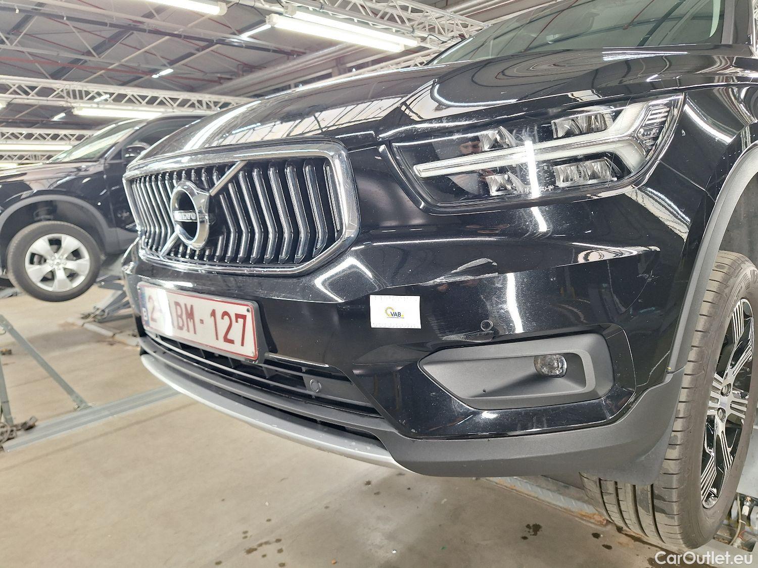  Volvo  XC 40 Volvo, XC40 '17, Volvo XC40 D3 Geartronic Inscription 5d #13