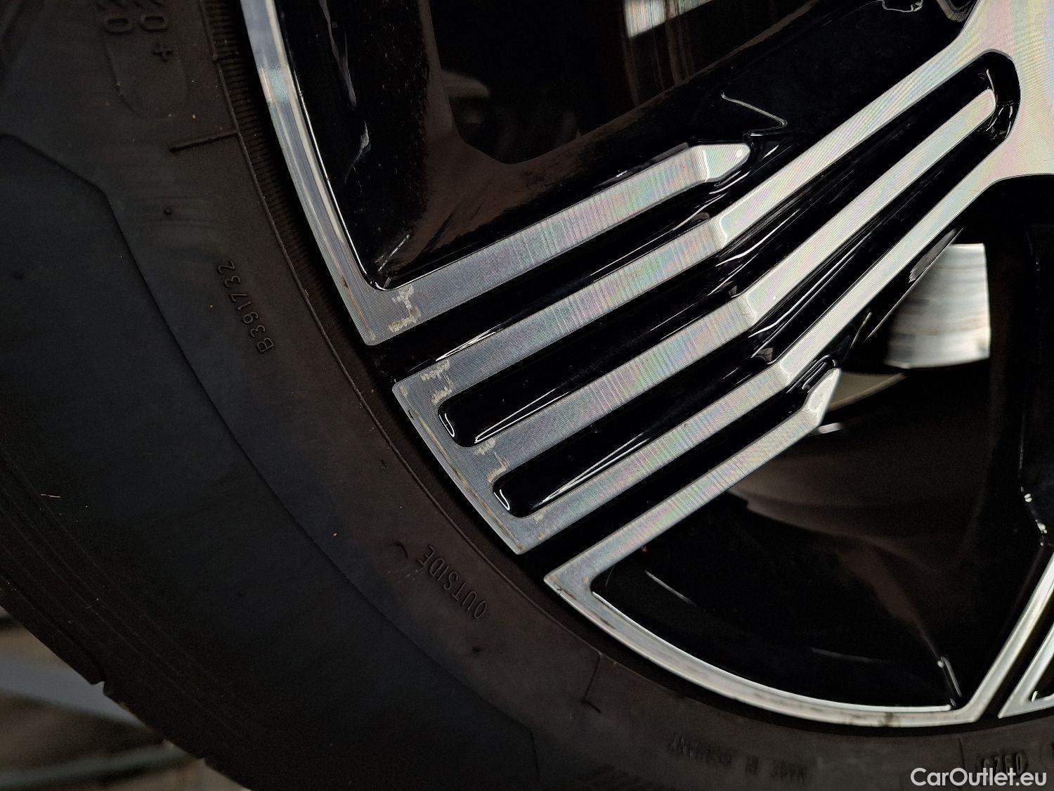  Volvo  XC 40 Volvo, XC40 '17, Volvo XC40 D3 Geartronic Inscription 5d #2