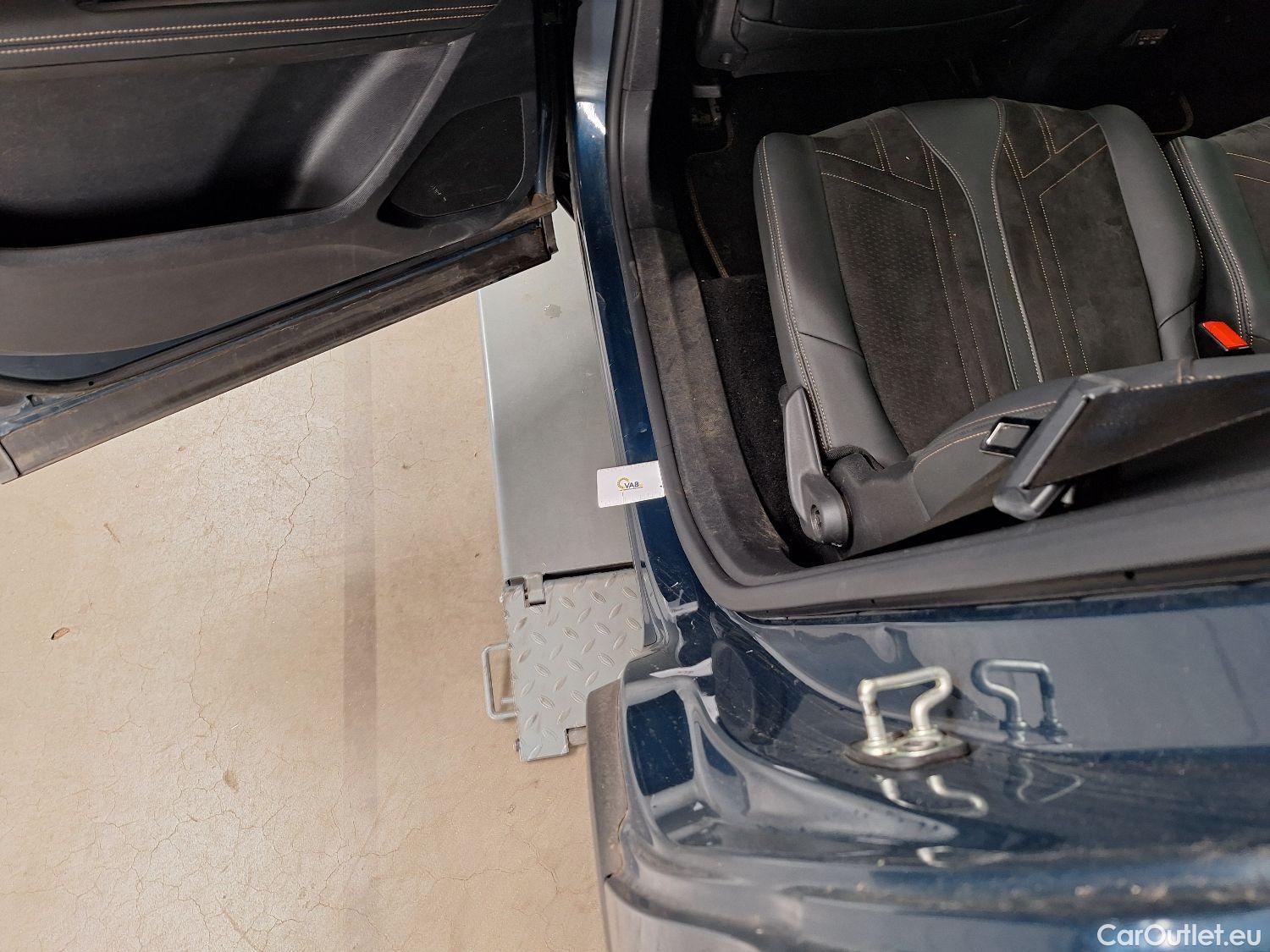  Peugeot  5008 Peugeot,  FL'20, Peugeot  1.5 BlueHDi 96kW S&S EAT8 GT Pack 5d #26