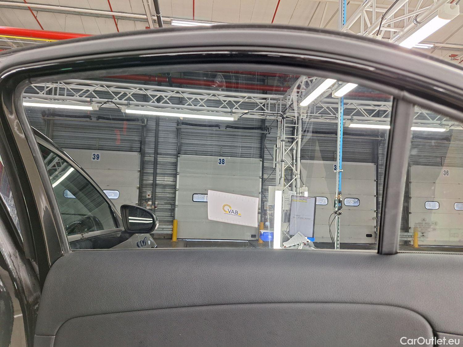  Mercedes  A-Klasse Mercedes, A-Class Berline '18, Mercedes-Benz  Limousine A 200d Business S #4