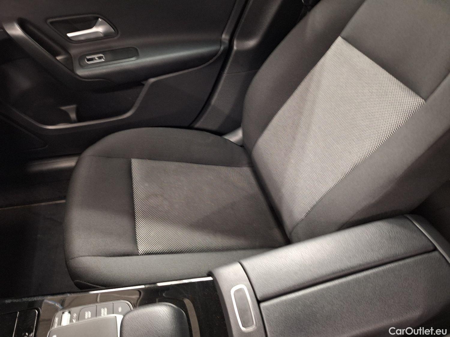  Mercedes  A-Klasse Mercedes, A-Class Berline '18, Mercedes-Benz  Limousine A 200d Business S #22