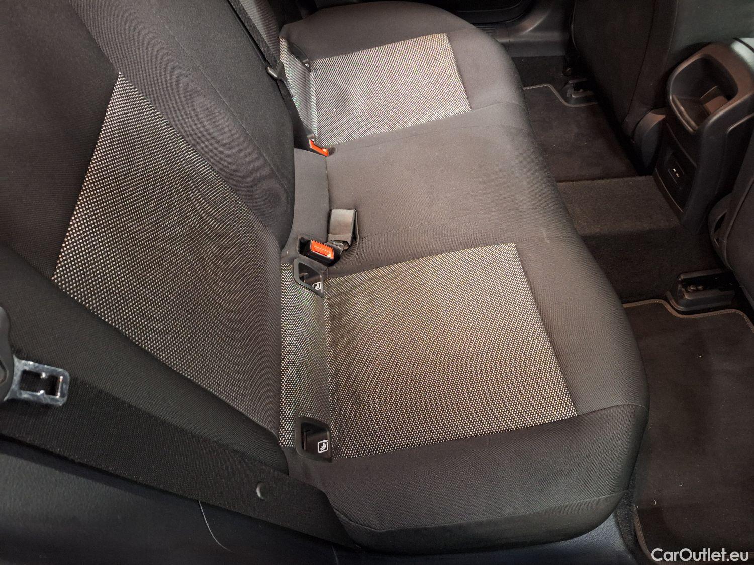  Mercedes  A-Klasse Mercedes, A-Class Berline '18, Mercedes-Benz  Limousine A 200d Business S #15