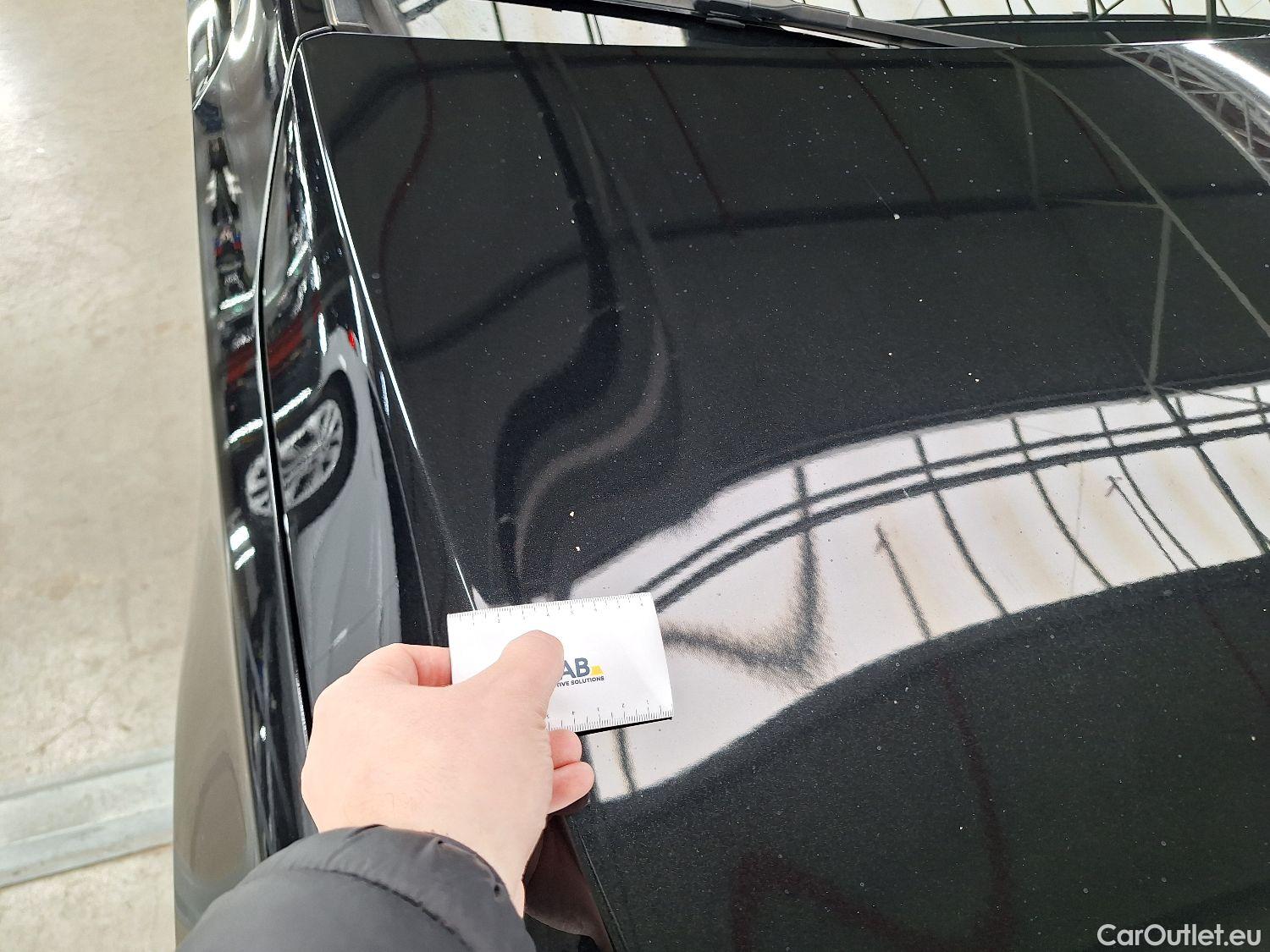  Mercedes  A-Klasse Mercedes, A-Class Berline '18, Mercedes-Benz  Limousine A 200d Business S #31