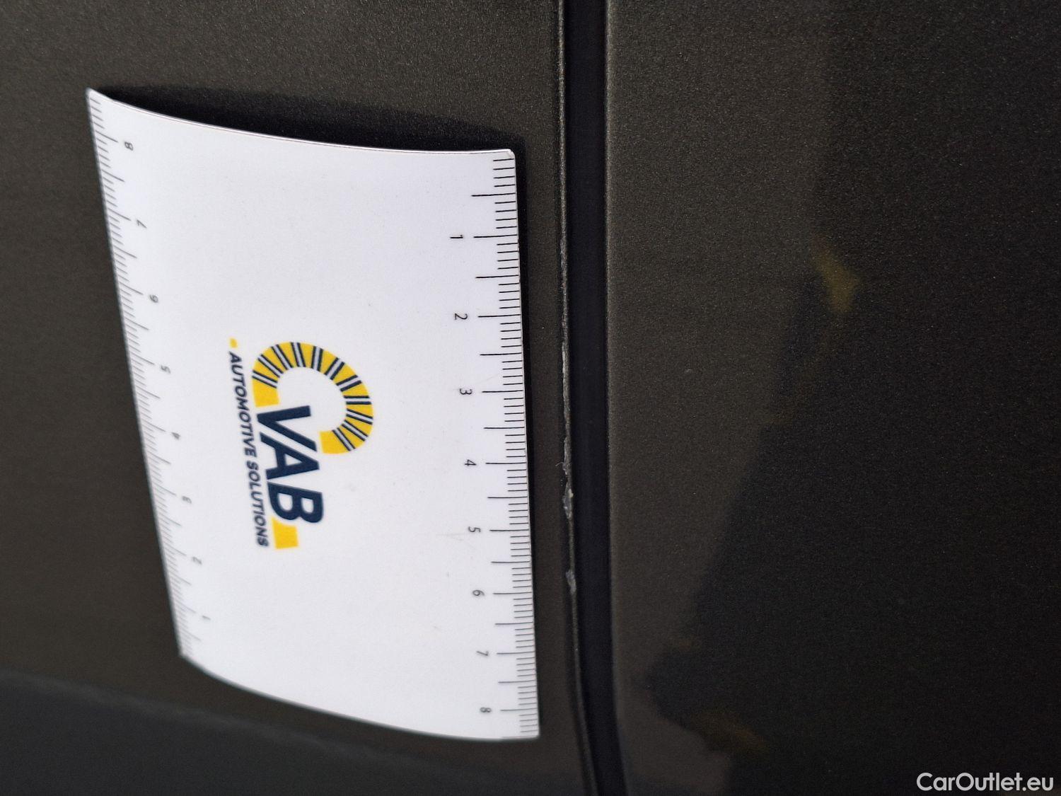  Peugeot  3008 Peugeot,  '16, Peugeot  1.6 PureTech 133kW S&S Auto GT Line 5 #27