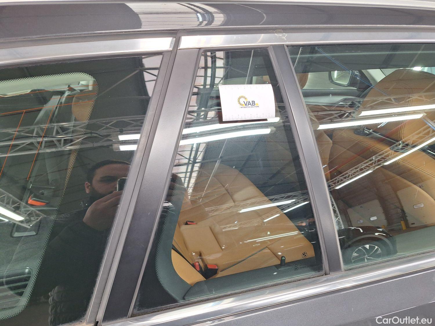  Bmw  Serie 5 BMW, 5-serie To FL'20, BMW 5 Reeks Touring 520d Aut. (140 kW) 5d #4