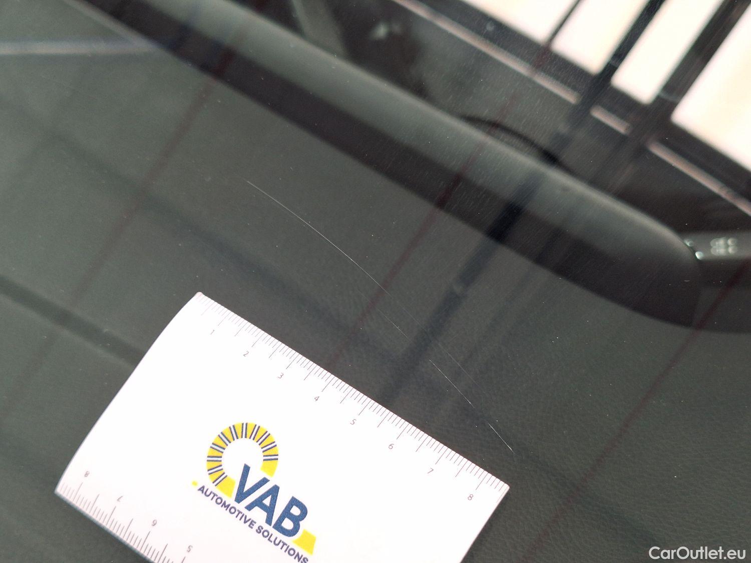  Mercedes  A-Klasse Mercedes, A-Class Berline '18, Mercedes-Benz  Limousine A 200d Business S #28