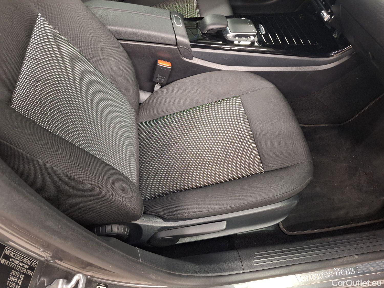  Mercedes  A-Klasse Mercedes, A-Class Berline '18, Mercedes-Benz  Limousine A 200d Business S #16