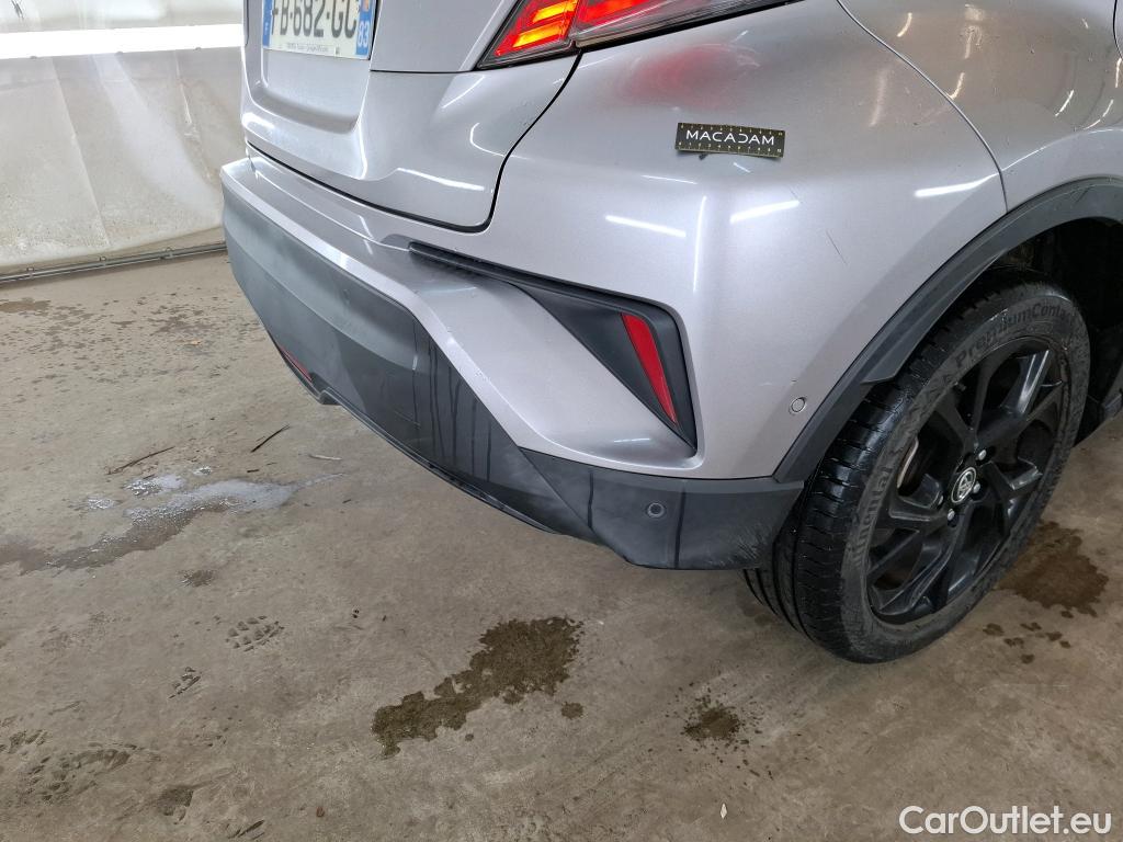  Toyota  C-HR TOYOTA  5p Berline 1.8 HYBRIDE 122 GRAPHIC #1