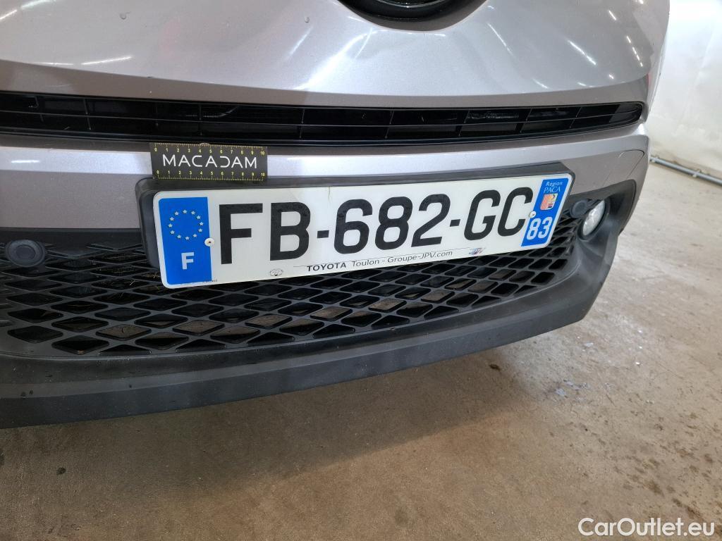  Toyota  C-HR TOYOTA  5p Berline 1.8 HYBRIDE 122 GRAPHIC #9