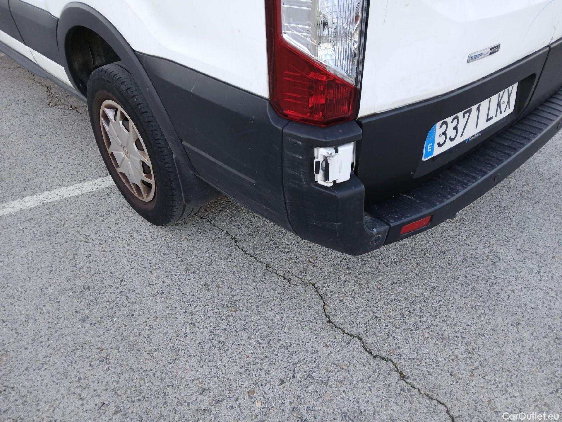  Ford  Transit FORD  / 2013 / 4P / furgón 350 96kW L3H2 Van Trend FWD MHEV #34