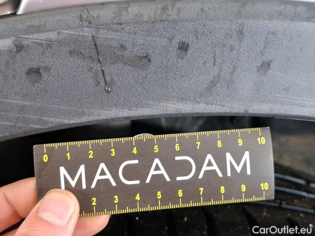  Toyota  C-HR TOYOTA  5p Berline 1.8 HYBRIDE 122 GRAPHIC #15