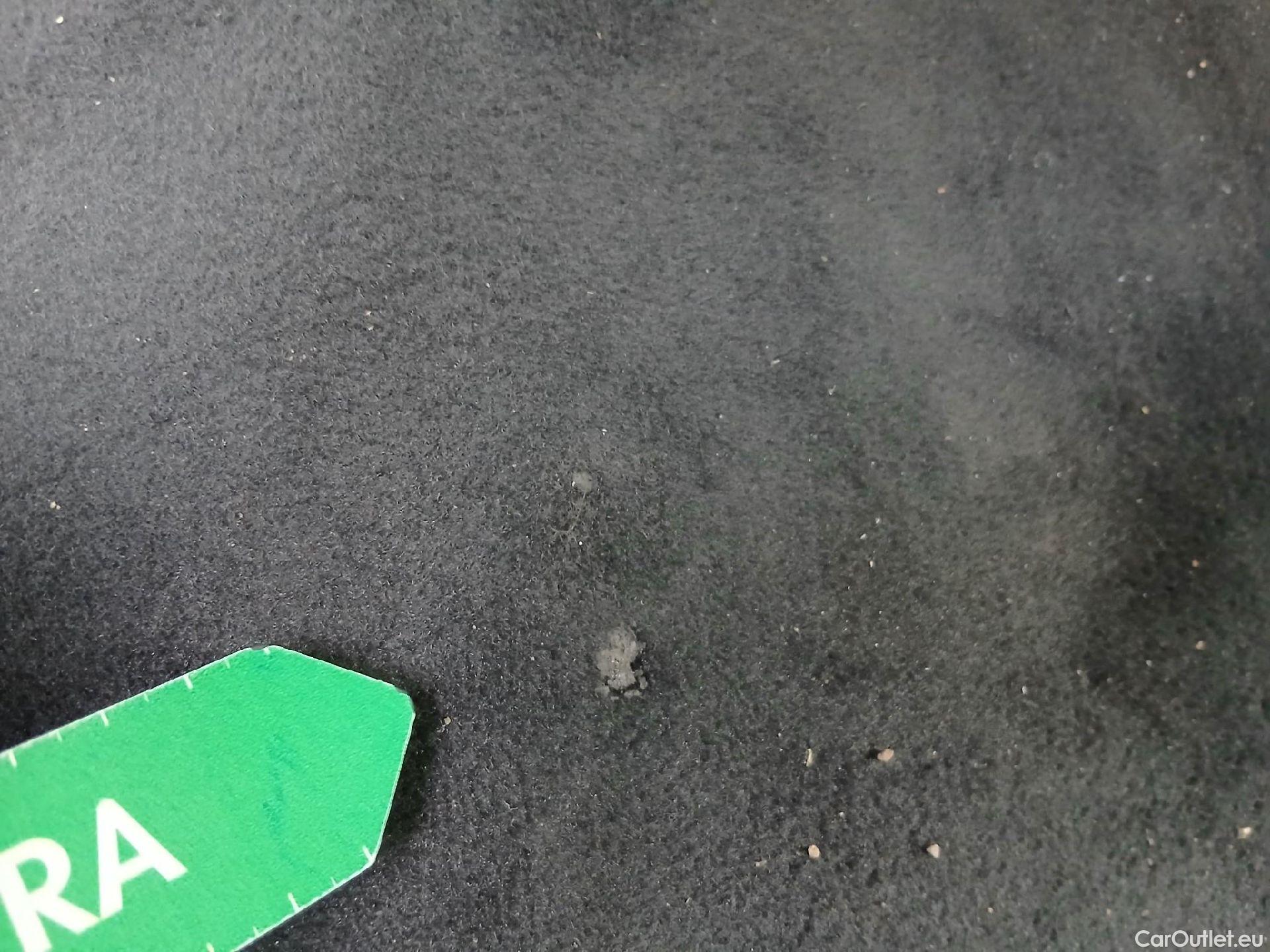  Bmw  Serie 3 BMW  / 2018 / 4P / sedán 318d #5