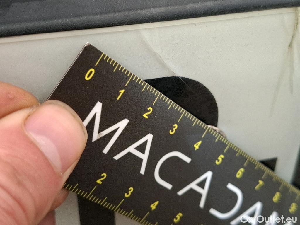  Toyota  C-HR TOYOTA  5p Berline 1.8 HYBRIDE 122 GRAPHIC #11