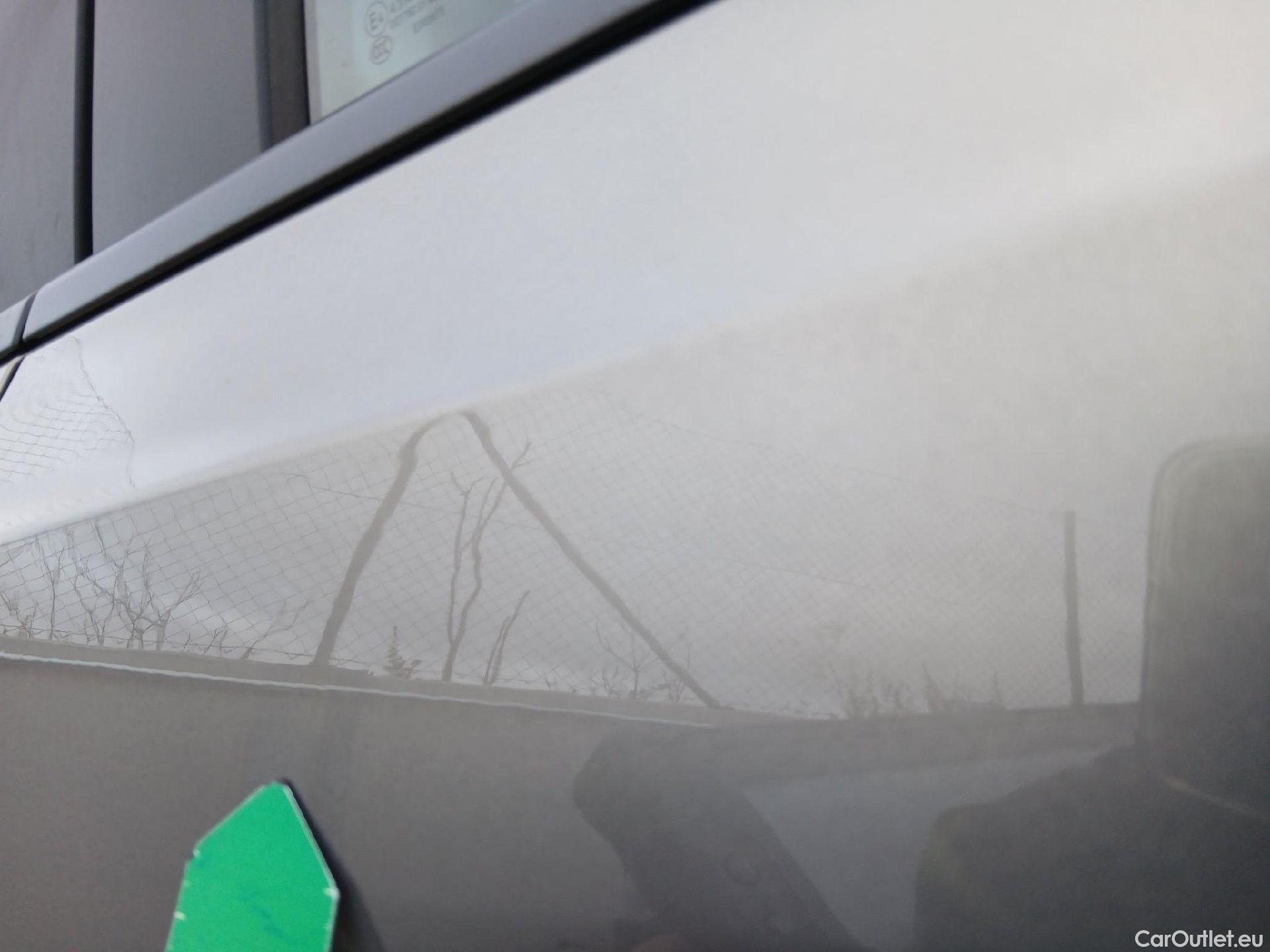  Bmw  Serie 3 BMW  / 2018 / 4P / sedán 318d #12