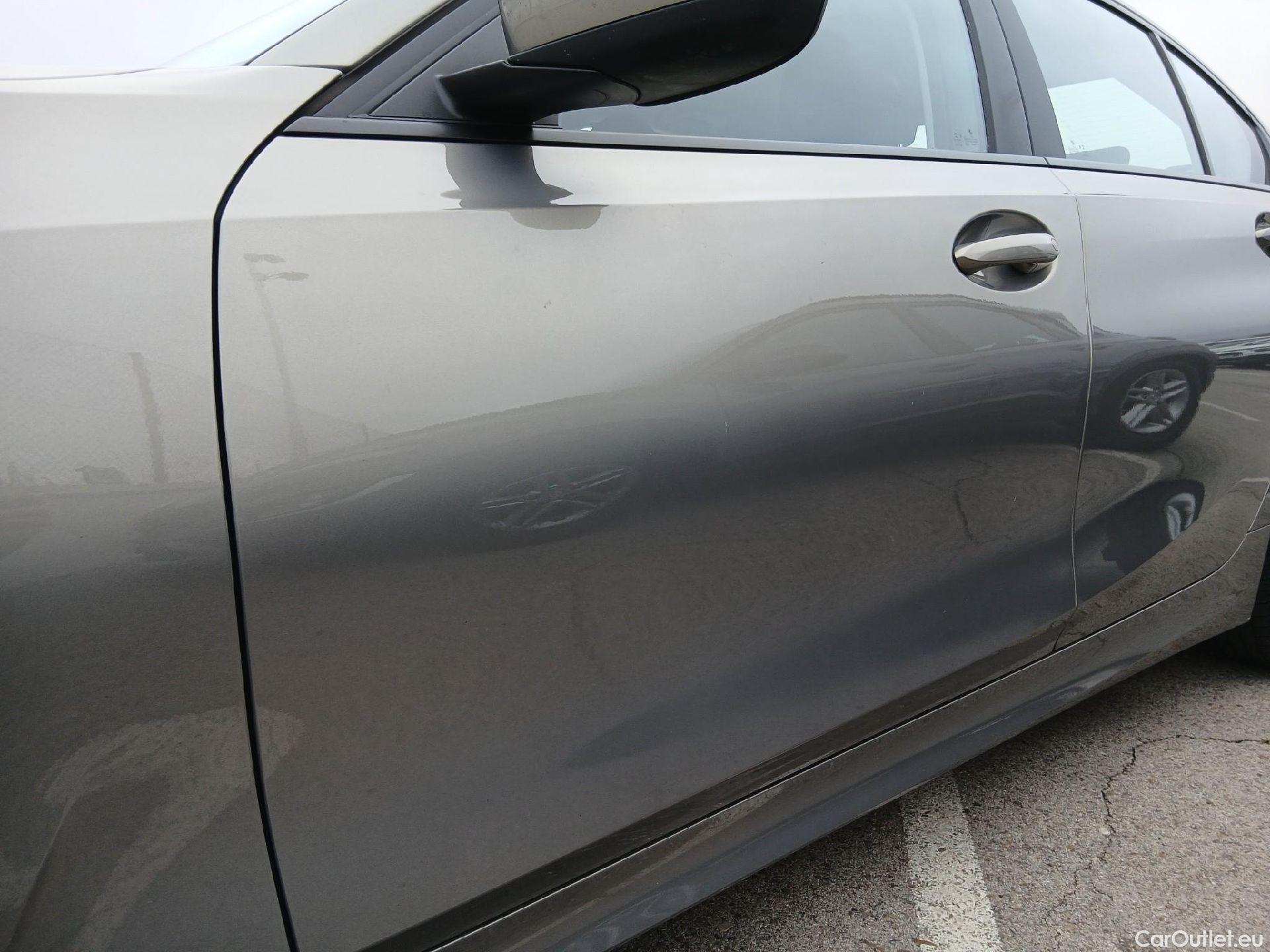  Bmw  Serie 3 BMW  / 2018 / 4P / sedán 318d #10