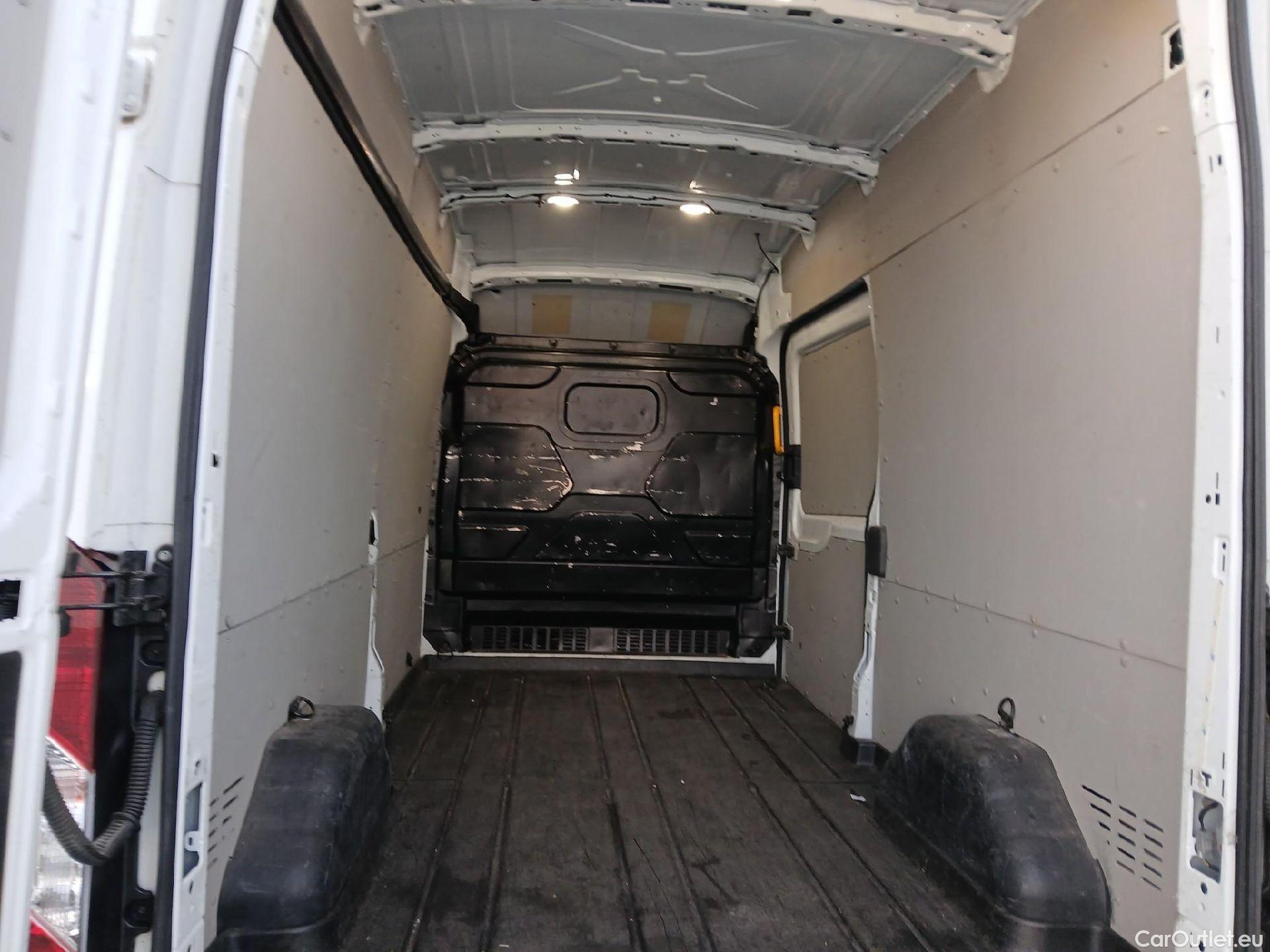  Ford  Transit FORD  / 2013 / 4P / furgón 350 96kW L3H2 Van Trend FWD MHEV #7