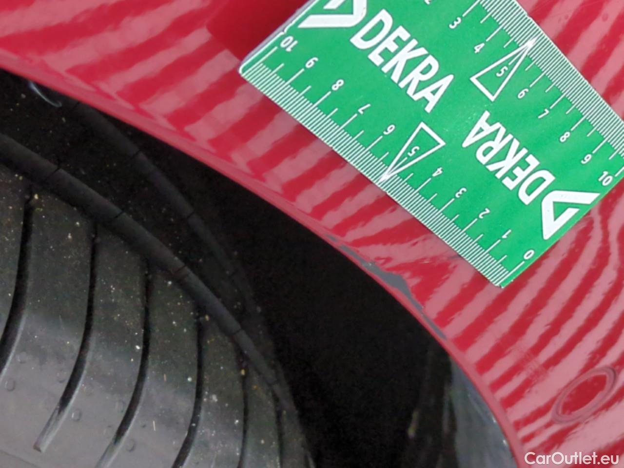  Tesla  Model 3 TESLA  / 2018 / 4P / Berline Grande Autonomie #11