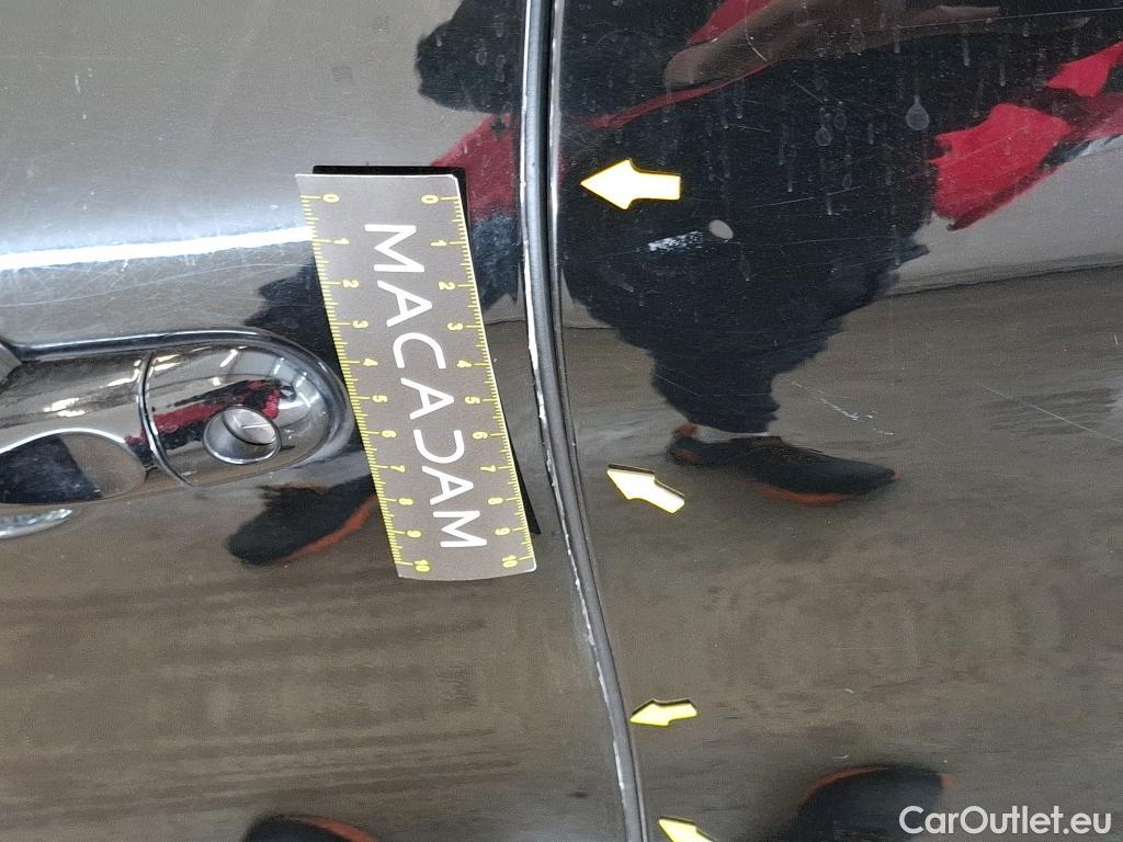  Renault  Captur RENAULT  5p Crossover Business dCi 90 - 18 #62