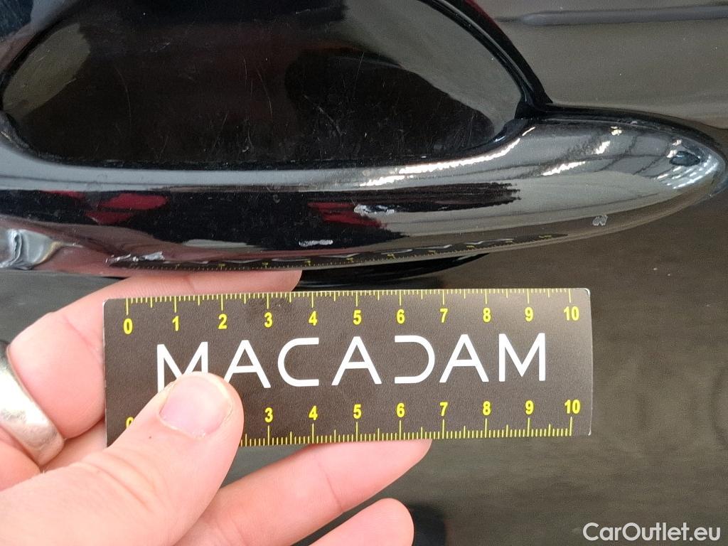  Renault  Captur RENAULT  5p Crossover Business dCi 90 - 18 #59