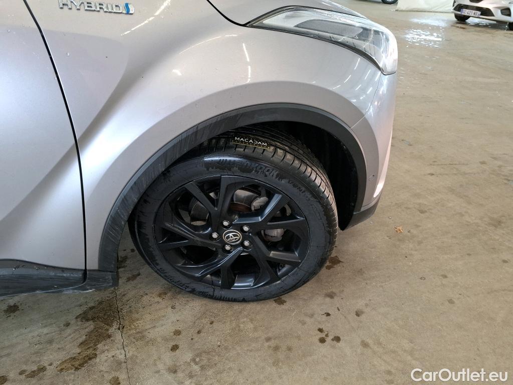  Toyota  C-HR TOYOTA  5p Berline 1.8 HYBRIDE 122 GRAPHIC #5