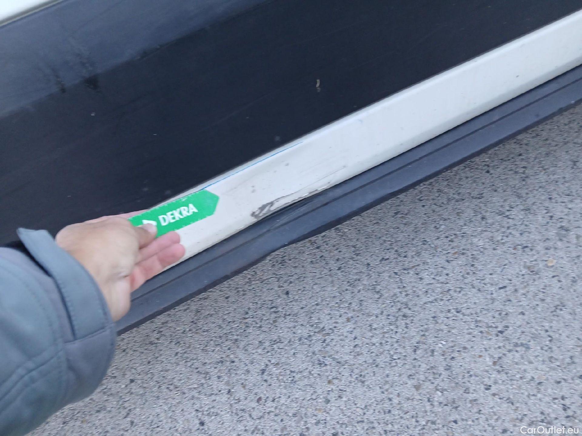  Ford  Transit FORD  / 2013 / 4P / furgón 350 96kW L3H2 Van Trend FWD MHEV #46