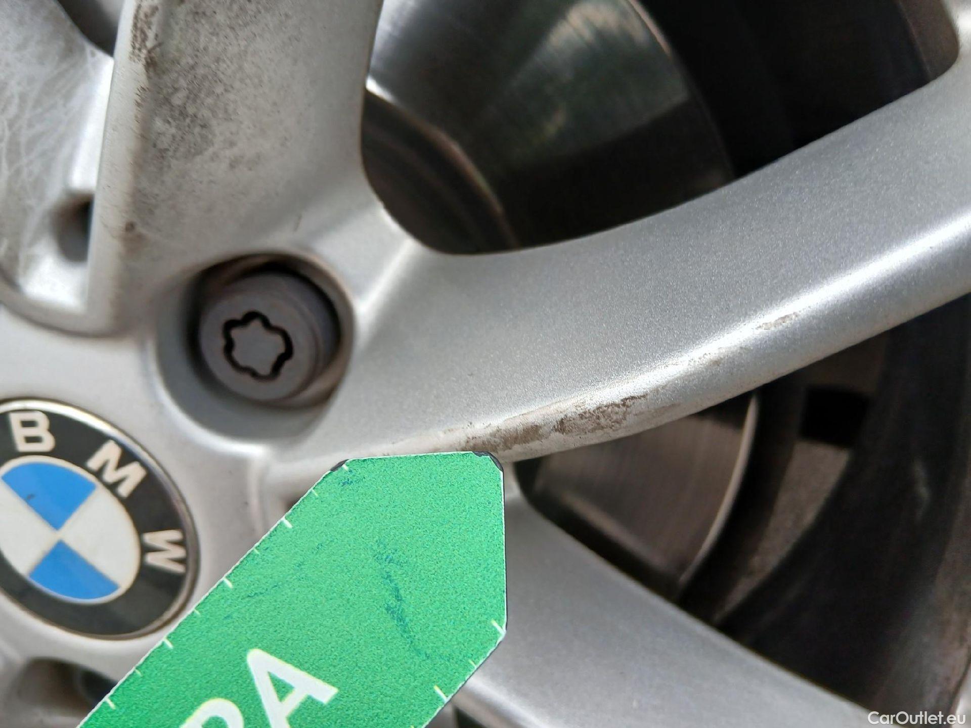  Bmw  Serie 3 BMW  / 2018 / 4P / sedán 318d #33