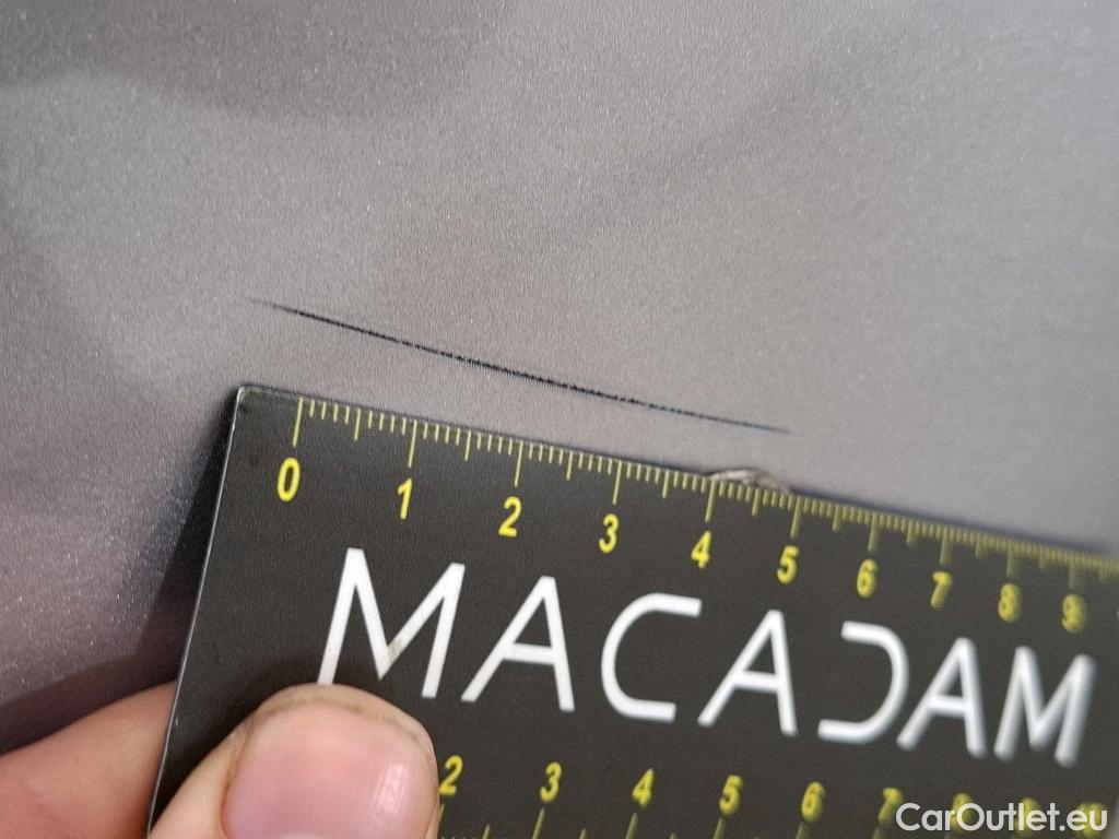  Toyota  C-HR TOYOTA  5p Berline 1.8 HYBRIDE 122 GRAPHIC #2