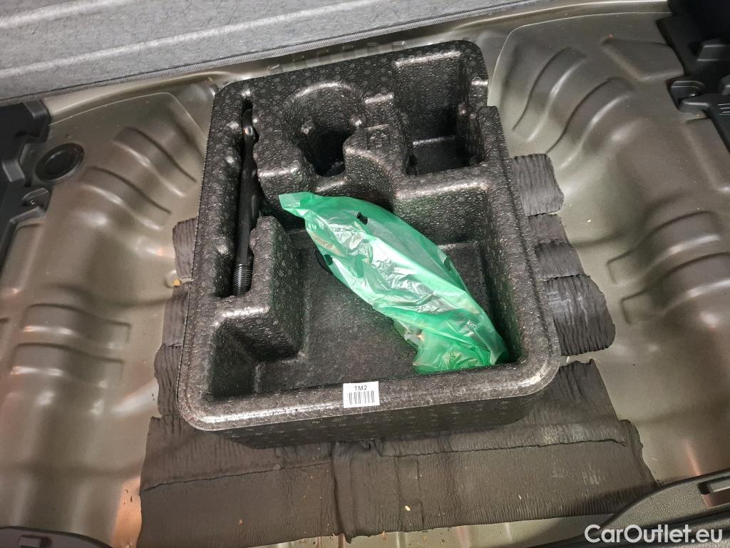  Hyundai  Konna Kona Business Hybrid 2WD 1.6 GDI 140CV BVA6 E6d #3