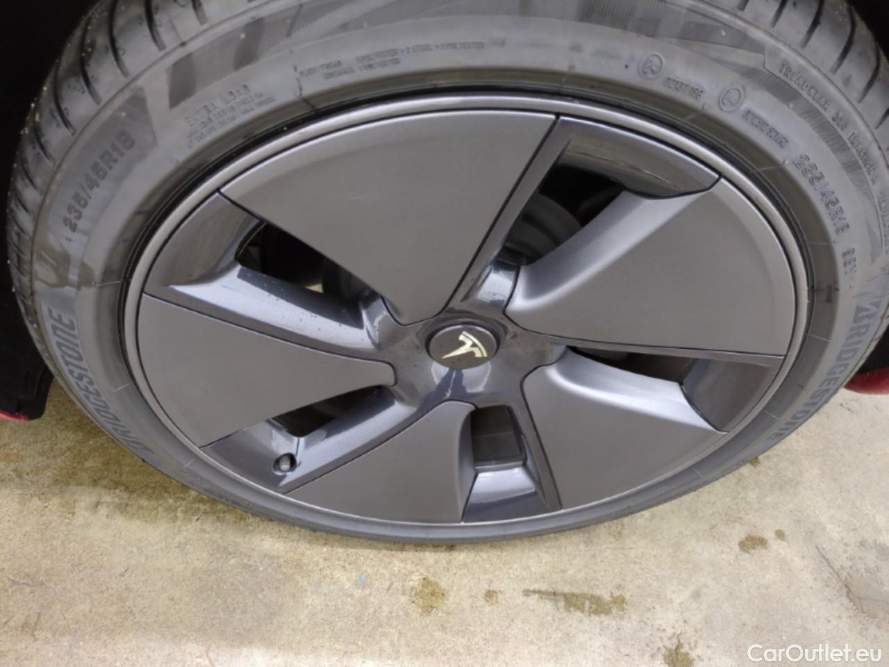  Tesla  Model 3 TESLA  / 2018 / 4P / Berline Grande Autonomie #4