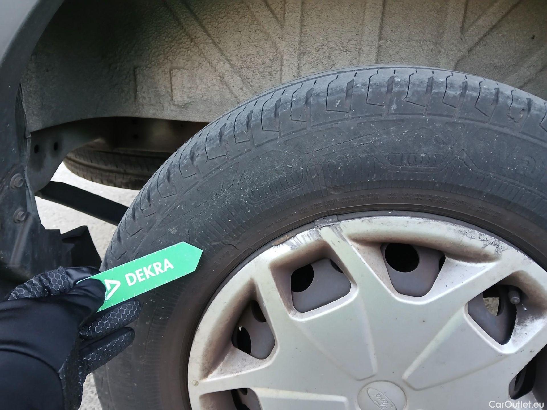  Ford  Transit FORD  / 2013 / 4P / furgón 350 96kW L3H2 Van Trend FWD MHEV #15