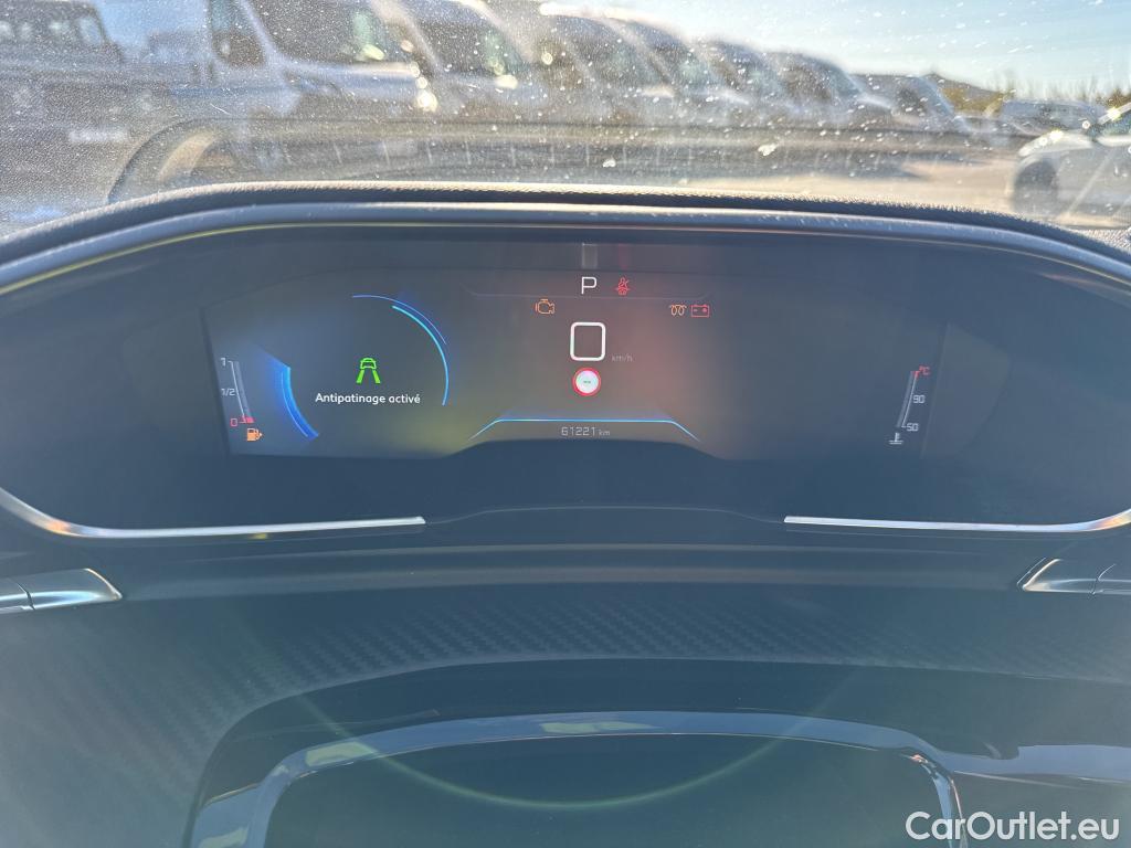  Peugeot  508 PEUGEOT  / 2018 / 5P / berlina con portón 5P GT Line BlueHDi 120kW (160) S&S EAT8 #32