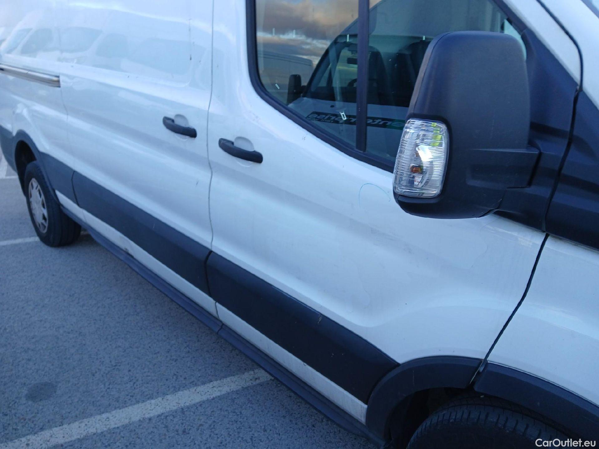  Ford  Transit FORD  / 2013 / 4P / furgón 350 96kW L3H2 Van Trend FWD MHEV #49