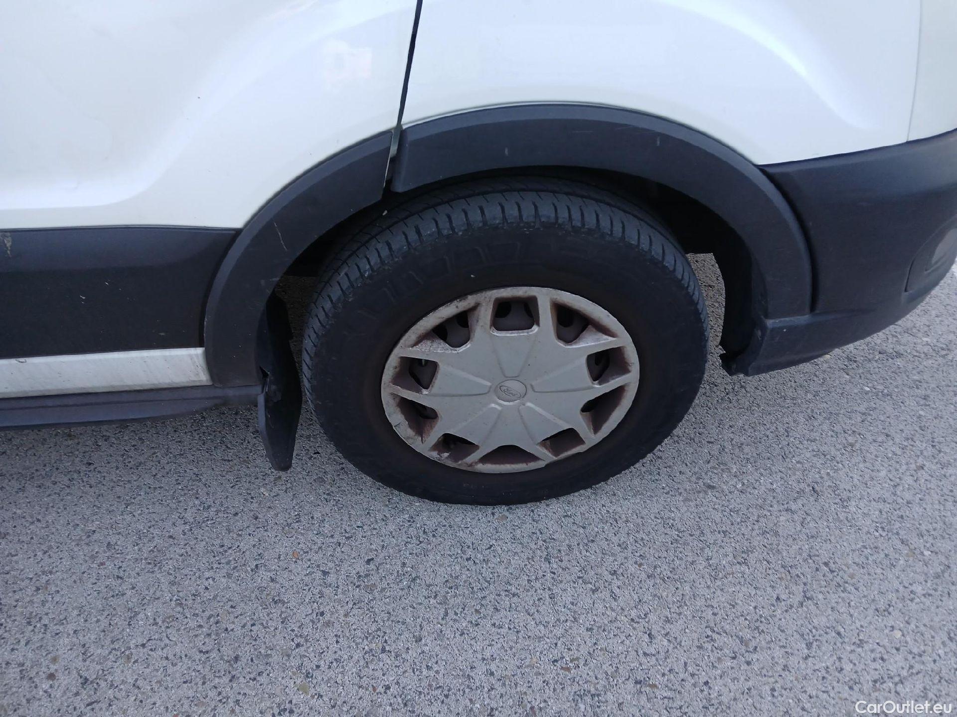  Ford  Transit FORD  / 2013 / 4P / furgón 350 96kW L3H2 Van Trend FWD MHEV #17