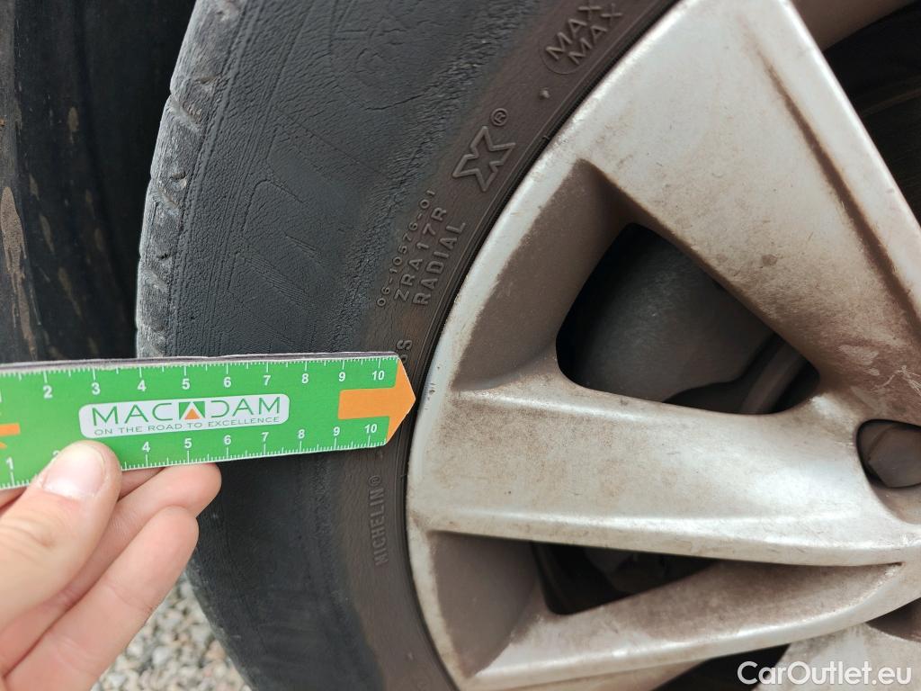  Seat  Leon SEAT León / 2016 / 5P / familiar ST 1.6 TDI 85kW (115CV) S&S Style Ed Nav #47