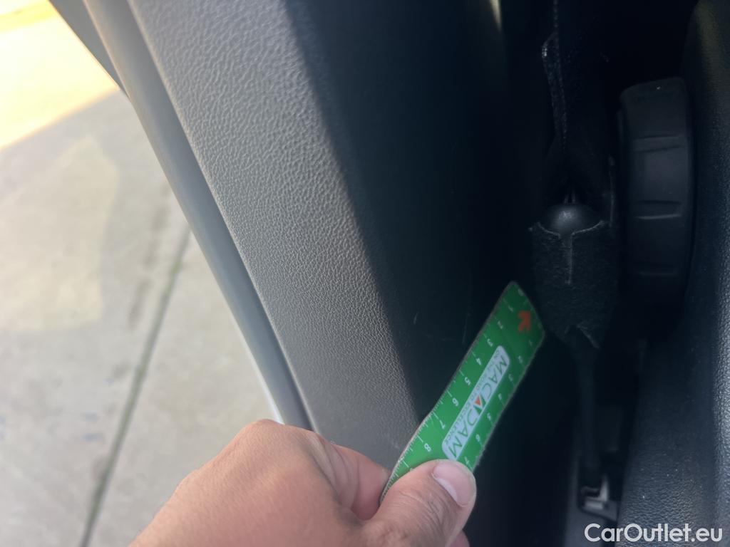  Opel   Grandland X OPEL Grandland / 2021 / 5P / todoterreno 1.5 CDTi Business Edition Auto #15