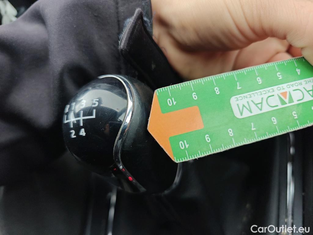  Seat  Leon SEAT León / 2016 / 5P / familiar ST 1.6 TDI 85kW (115CV) S&S Style Ed Nav #19