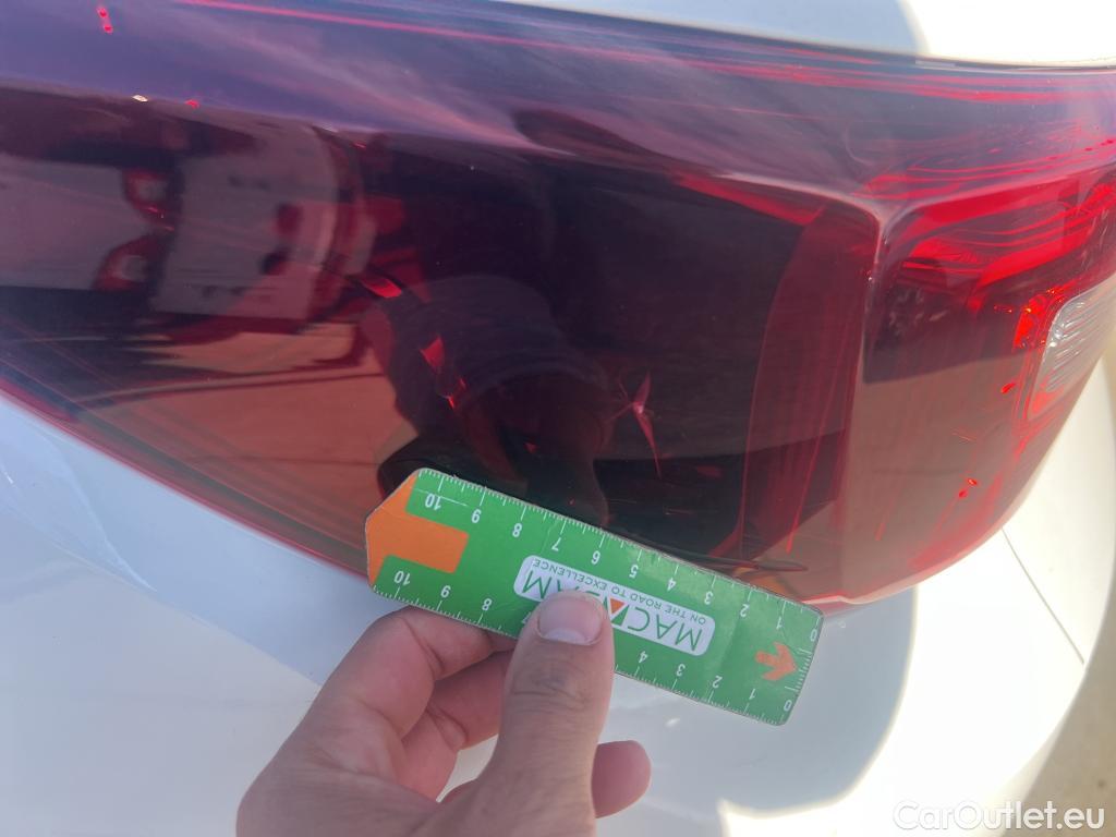  Opel   Grandland X OPEL Grandland / 2021 / 5P / todoterreno 1.5 CDTi Business Edition Auto #2